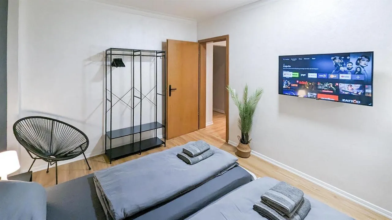 Alfa 4 Zimmer Apartment 8 Personen Netflix Inet Ebk Wm Trockner Stuttgart